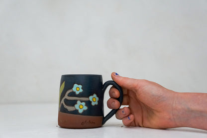 Forget-me-not BB mug in Darby