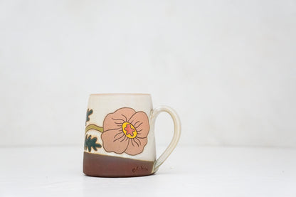 Poppy mug in Bone