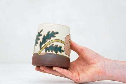 Poppy mug in Bone