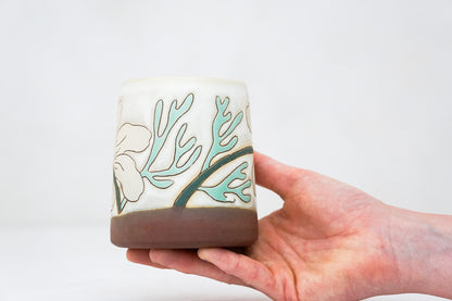 White Flower mug in Bone