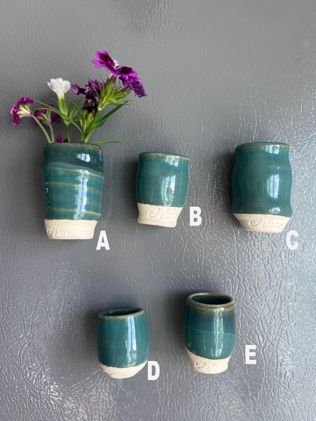 MAGNET bud vases in Kali